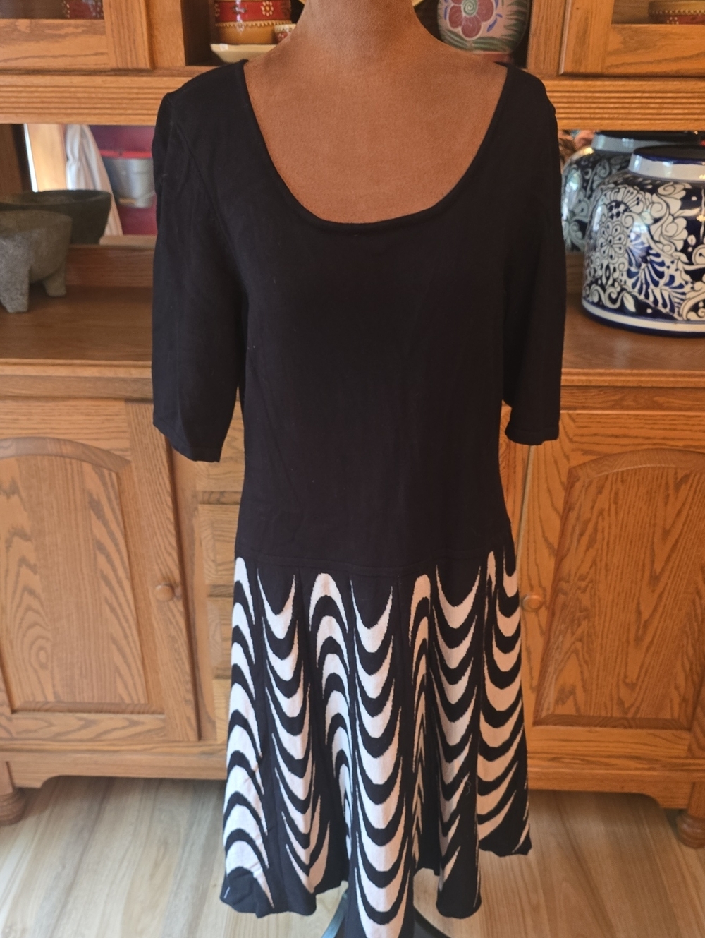 Danny & Nicole Black and White Scoop-Neck Midi Dress